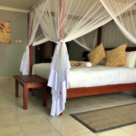 Tlou Safari Lodge Kasane Eksteriør billede