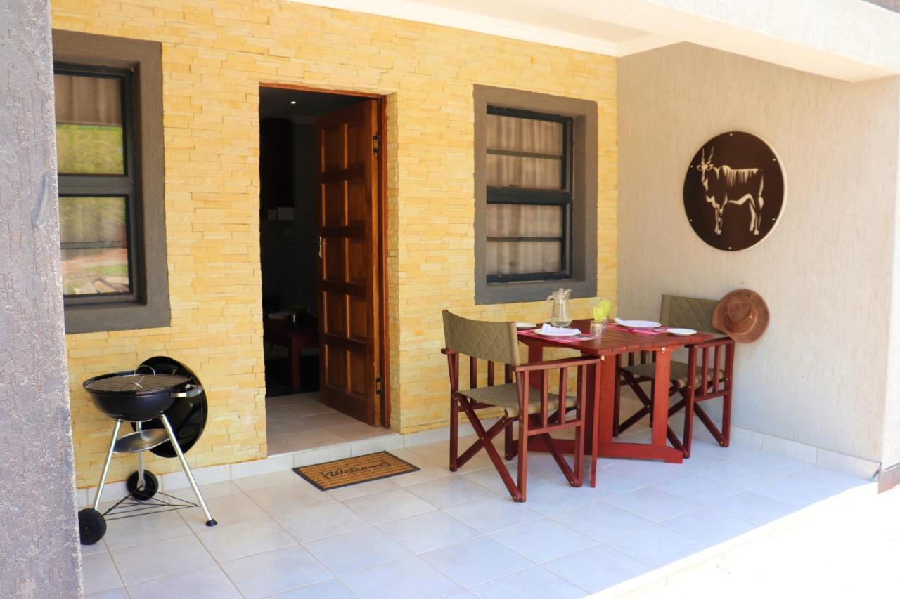 Tlou Safari Lodge Kasane Eksteriør billede