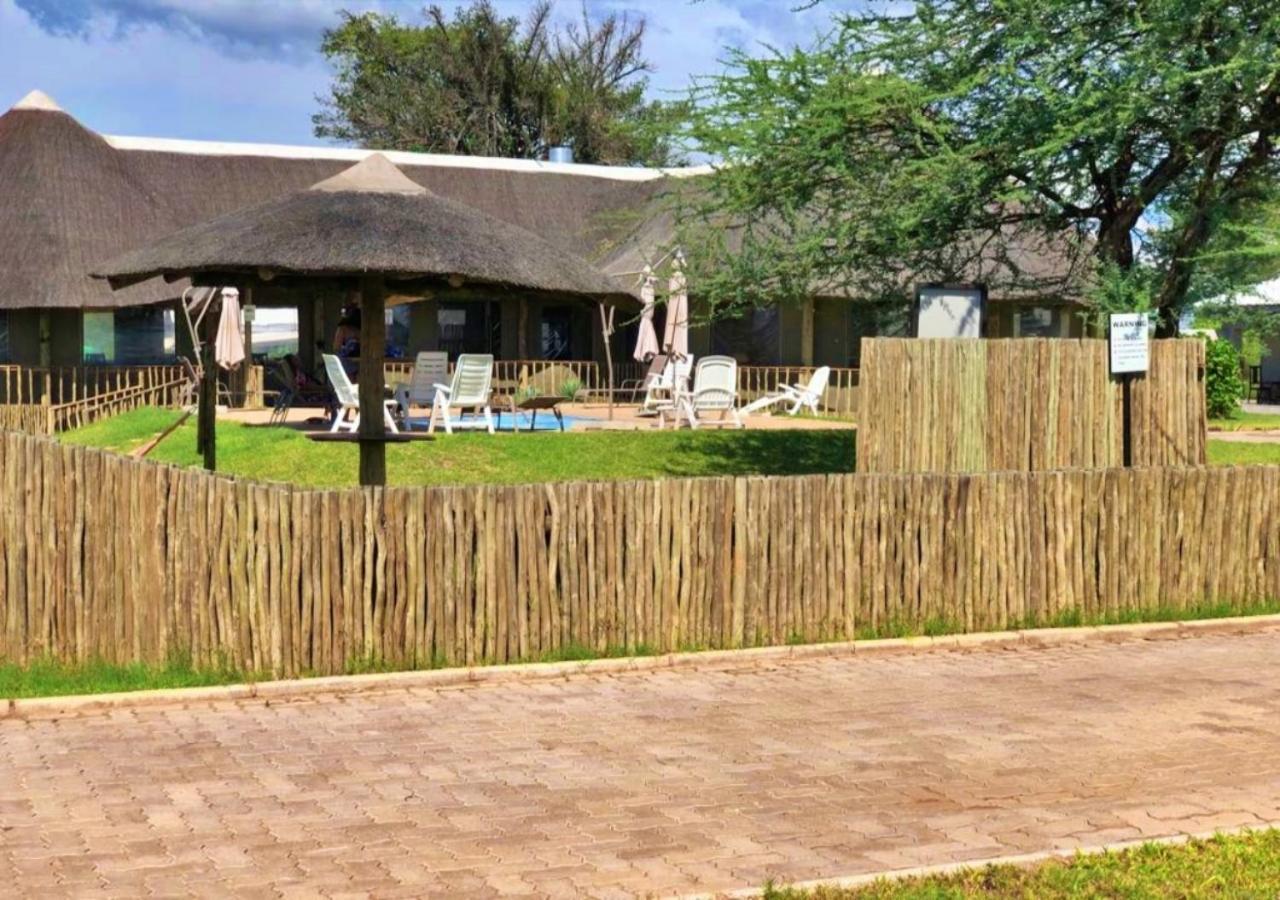 Tlou Safari Lodge Kasane Eksteriør billede